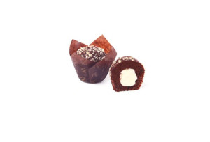 Soffice muffin di impasto al cioccolato golosamente farcito con cioccolato a pezzettoni<br>Peso per pezzo: 90 g<br>Pezzi per cartone: 29<br>Misure Prodotto LxPxH :                                                                                                                                                                                                                                                                                                                                                                                                                                                                                                                                                                                                                                                                                                                                                                                                                                                                                                                                                                                                                                                                                                                                                                                                                                                                                                                                                                                                                                                                                                                                                                                                                                                                                                                                                                                                                                                                                                                                                             X
